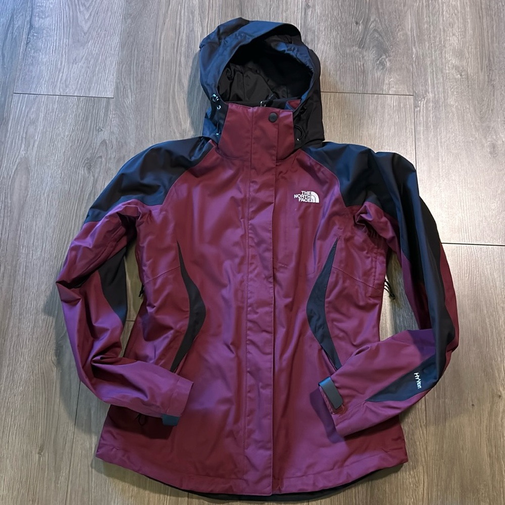 The North Face hyvent shell and insert size s
